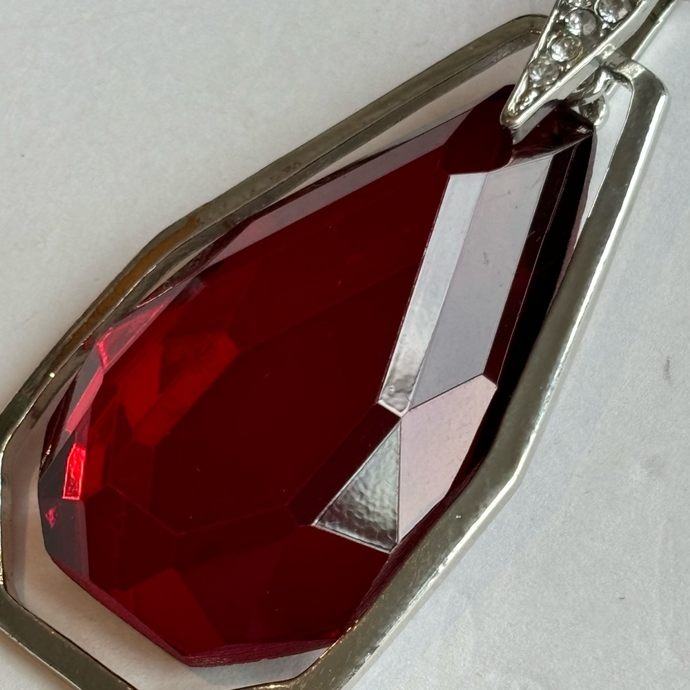 Large red pendant necklace/ silver tone chain/ measures 36 in length - Picture 5 of 14